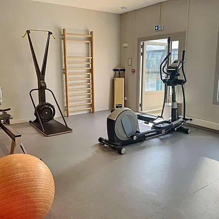 Дом отдыха Mobil-home Grand Confort Proche Avec Piscine Chauffee, Fitness Et Parking, - Fr-1-361a-17 *