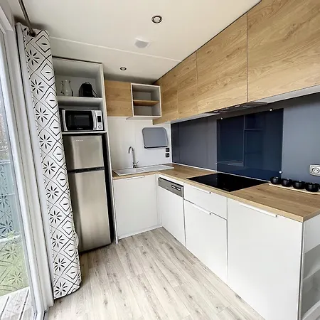 Дом отдыха Mobil-home Grand Confort Proche Avec Piscine Chauffee, Fitness Et Parking, - Fr-1-361a-17 *